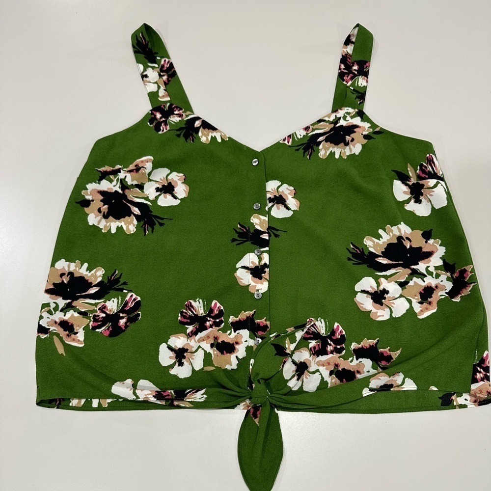 1. State Green Floral Camisole Top Size M